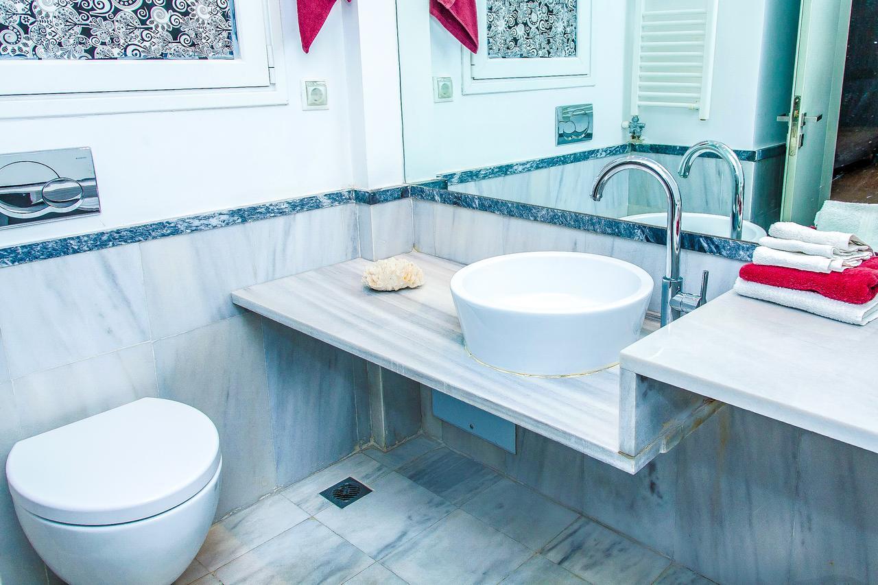 Venus Boutique Apartment Next To Athens Museum Bagian luar foto
